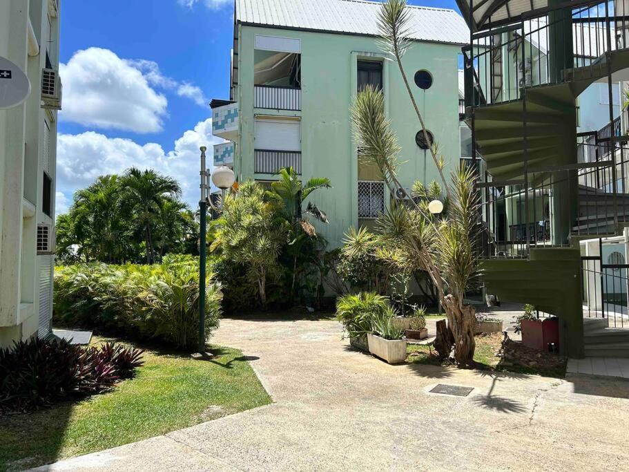 Studio Cosy Plage Et Piscine A Bas Du Fort Le Gosier  Exteriér fotografie